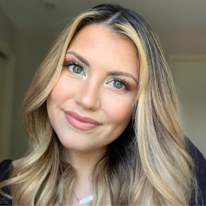 Meet your Posher, Gabriella